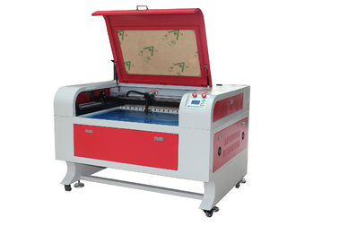Китай Акриловый и кожаный гравировальный станок вырезывания лазера СО2, определяет размер 600 * 900mm поставщик